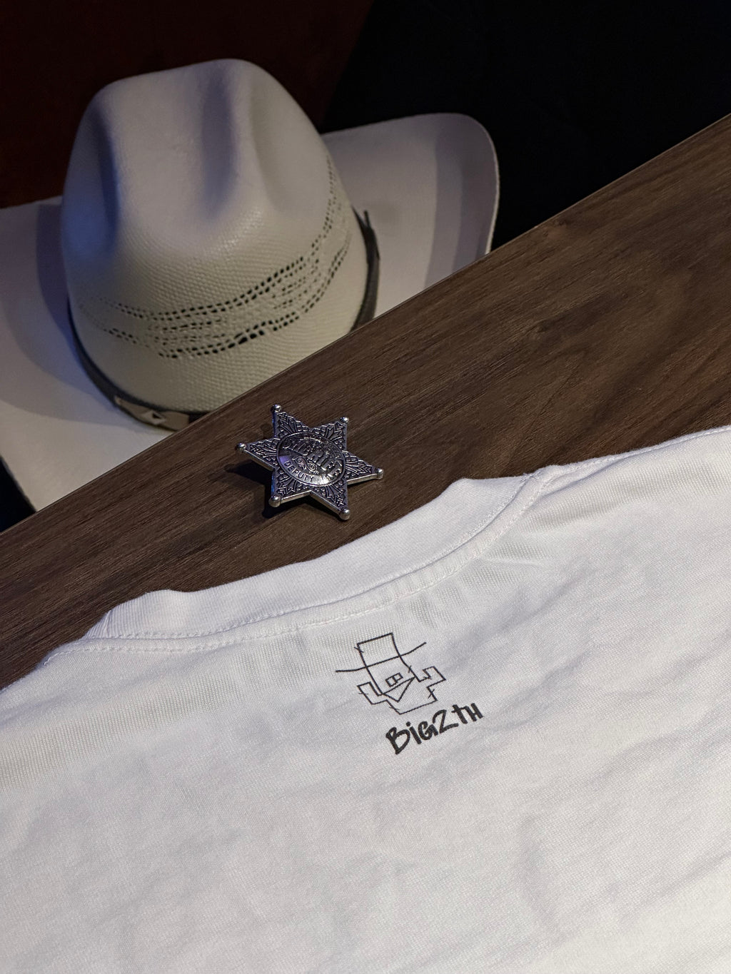 Ni-Howdy Bigtooth Wild West Rider Tee — White
